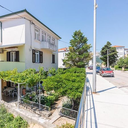 Apartment Luiza With Terrace Baska  Bagian luar foto
